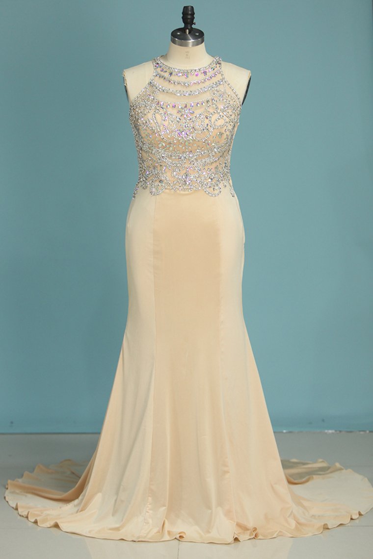 Mermaid Scoop Spandex With Beading Sweep Train Prom Dresses