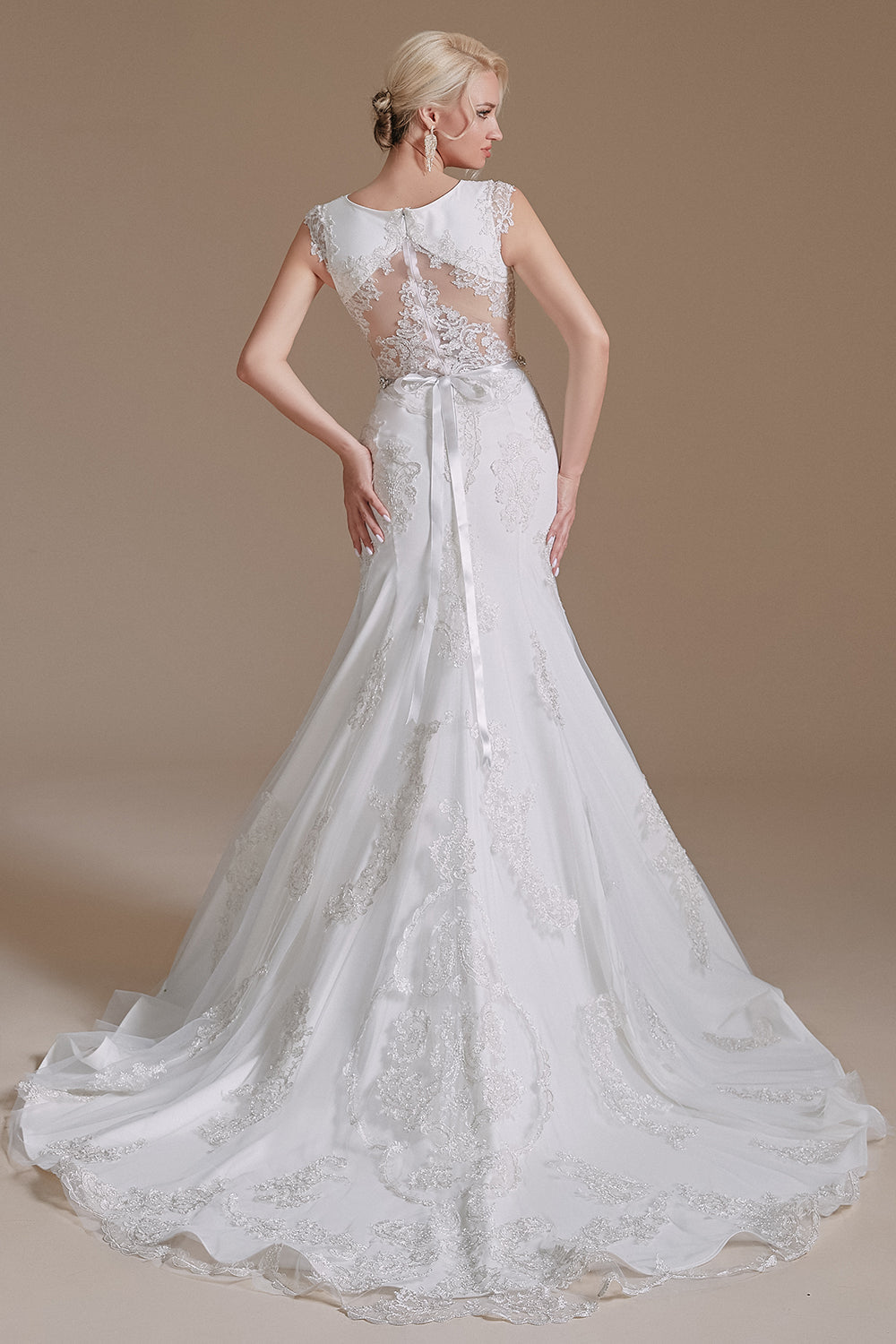 Mermaid Appliques Tulle Chapel Train Wedding Dresses With Belt