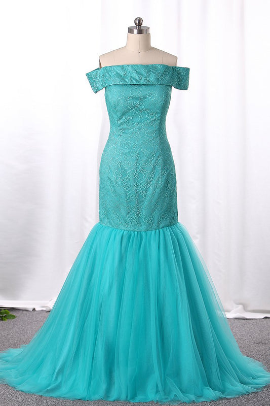 Mermaid Bridesmaid Dresses Boat Neck Tulle & Lace Sweep Train