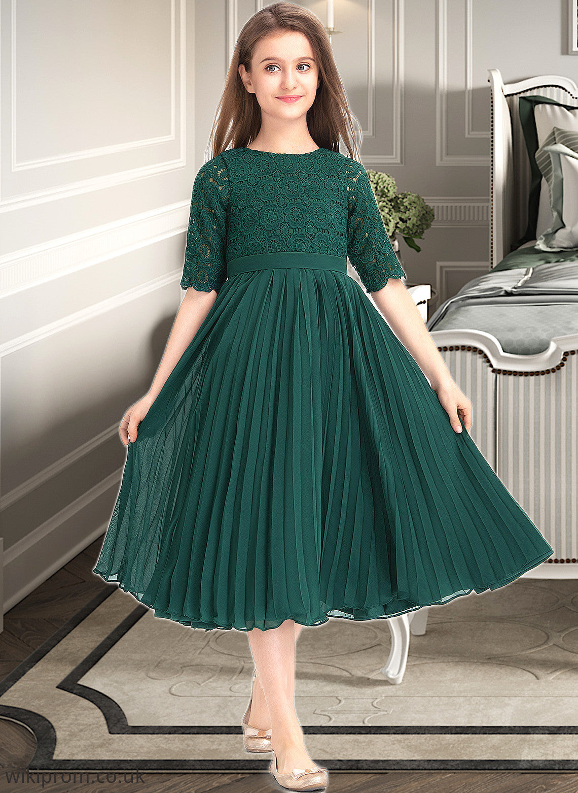 Jan A-Line Scoop Neck Tea-Length Chiffon Lace Junior Bridesmaid Dress With Pleated SWKP0013608