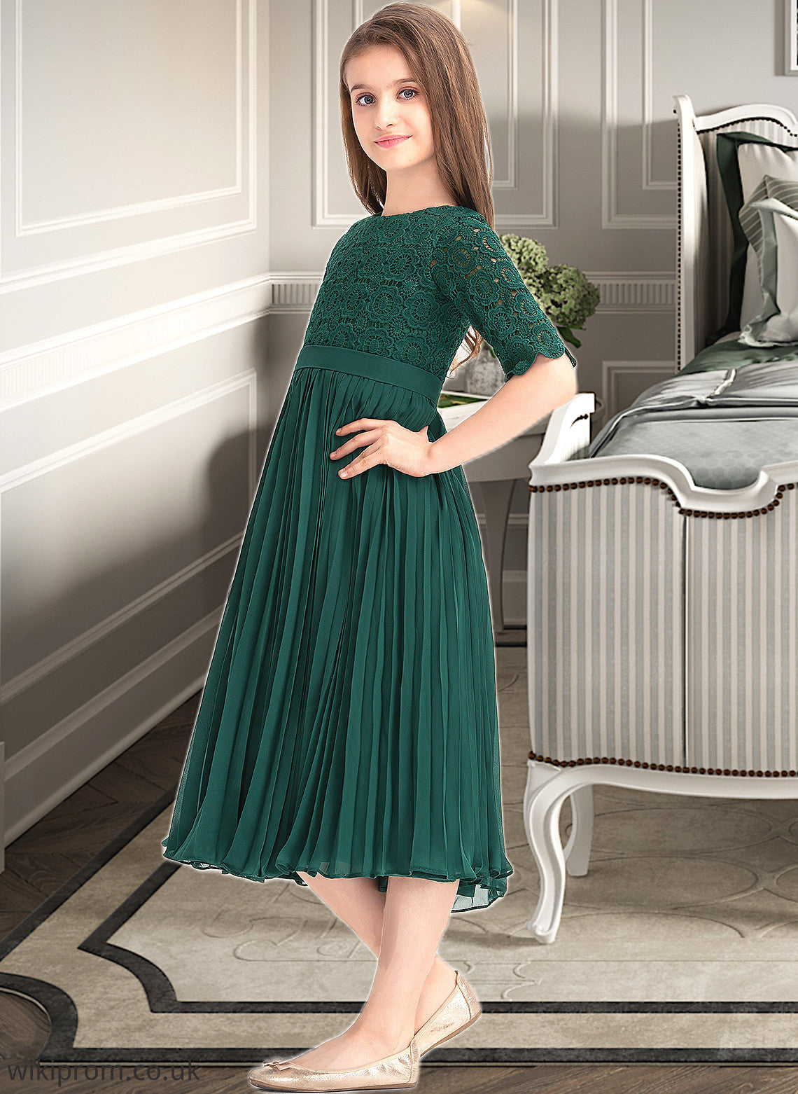 Jan A-Line Scoop Neck Tea-Length Chiffon Lace Junior Bridesmaid Dress With Pleated SWKP0013608