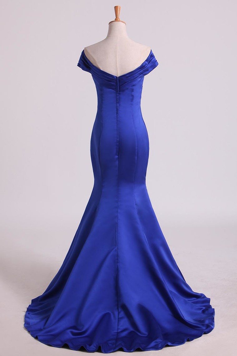 Prom Dresses Off The Shoulder Satin Mermaid Dark Royal Blue Sweep Train