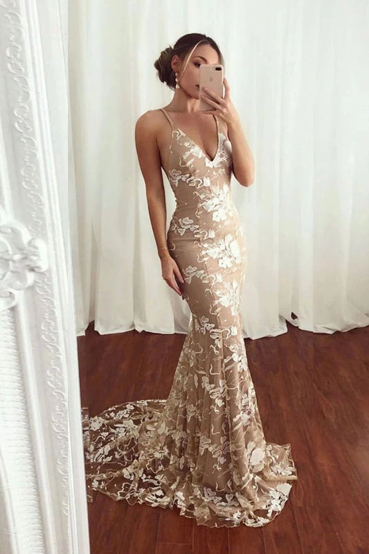 Sexy Mermaid V neck Lace Appliques Long Prom Dresses Spaghetti Straps Formal Dresses SWK15342