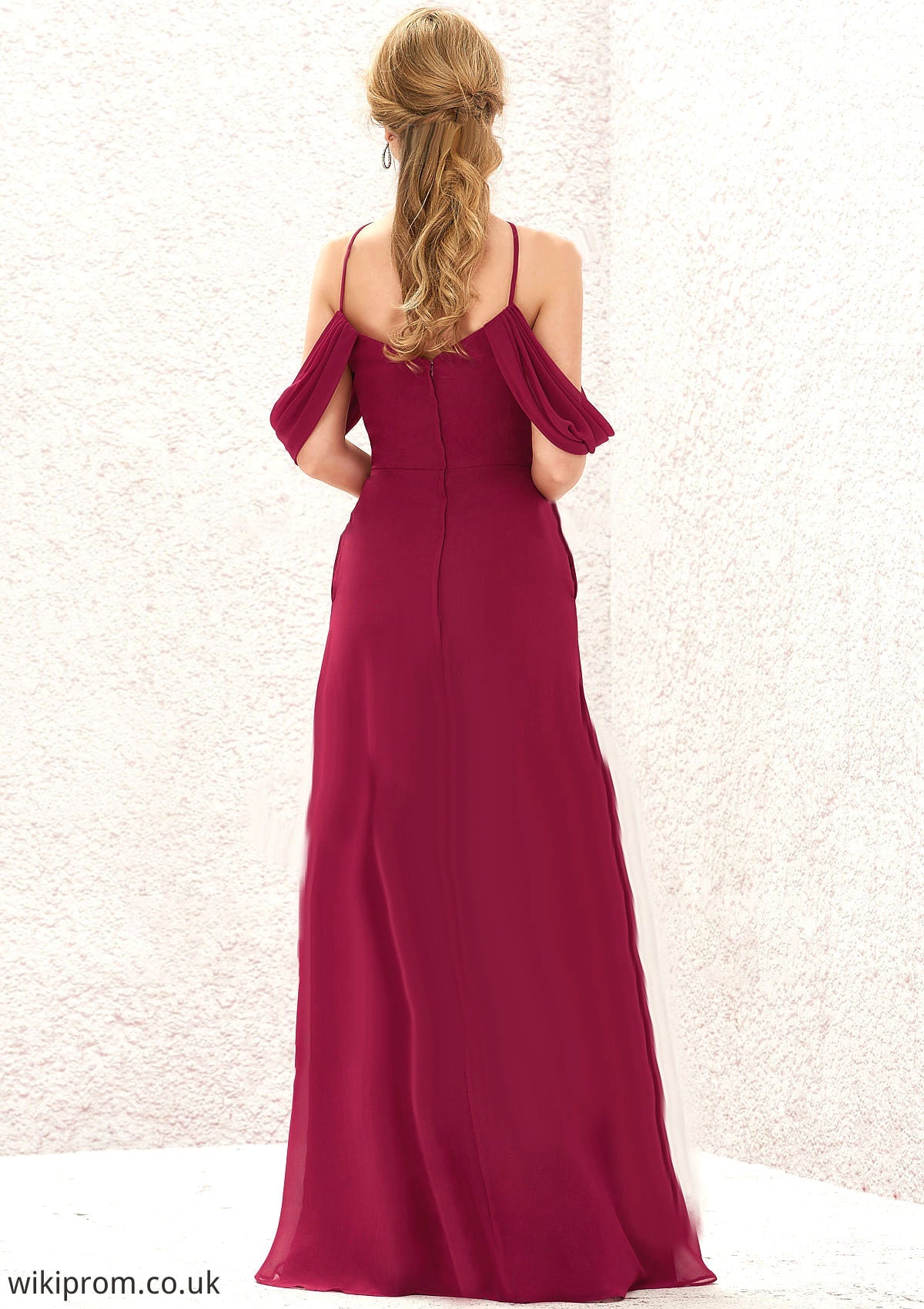 A-line Scalloped Neck Sleeveless Chiffon Long/Floor-Length Bridesmaid Dresses With Pockets Kinsley SWKP0025310