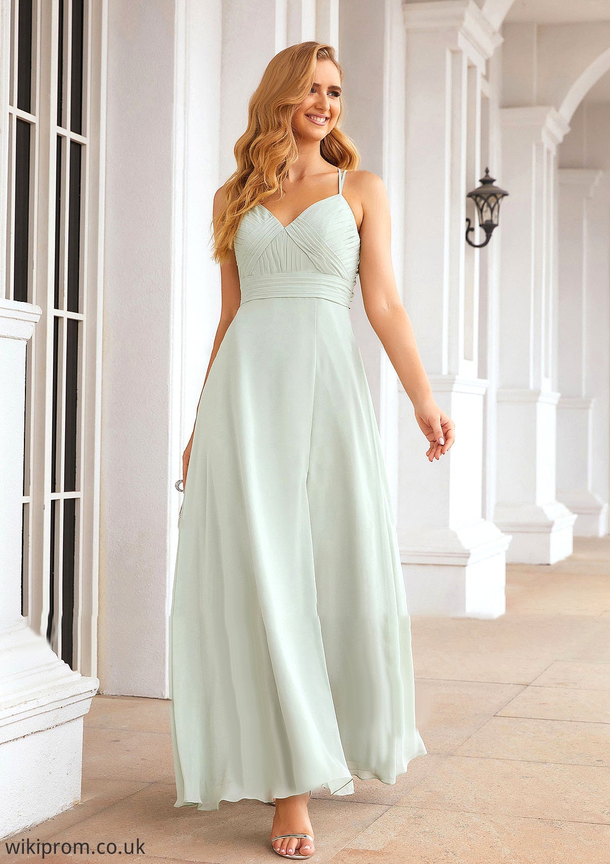 A-line Sweetheart Sleeveless Long/Floor-Length Chiffon Bridesmaid Dresses With Pleated Split.co.uk Lois SWKP0025339