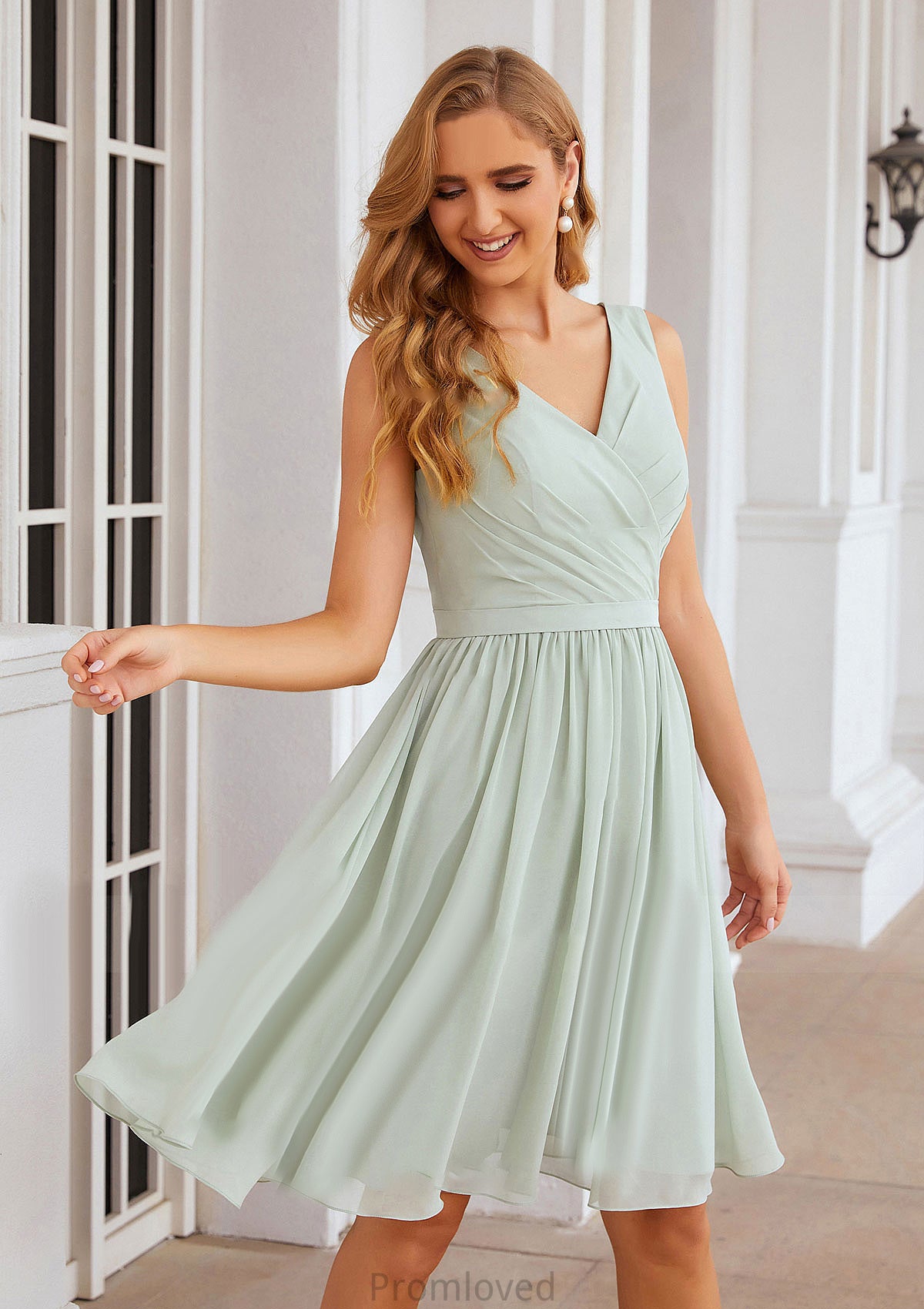 A-line V Neck Sleeveless Chiffon Knee-Length Bridesmaid Dresses With Pleated Waistband Kaylen DUP0025383