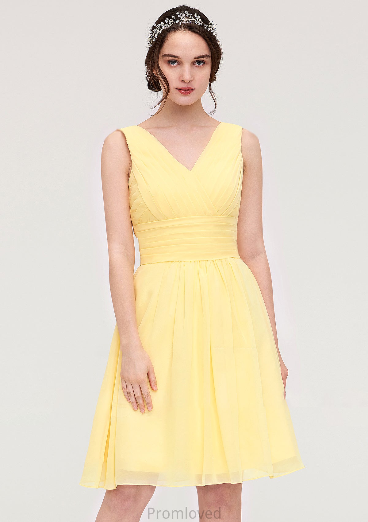 V Neck Sleeveless A-line/Princess Chiffon Knee-Length Bridesmaid Dresses With Pleated Taylor DUP0025414