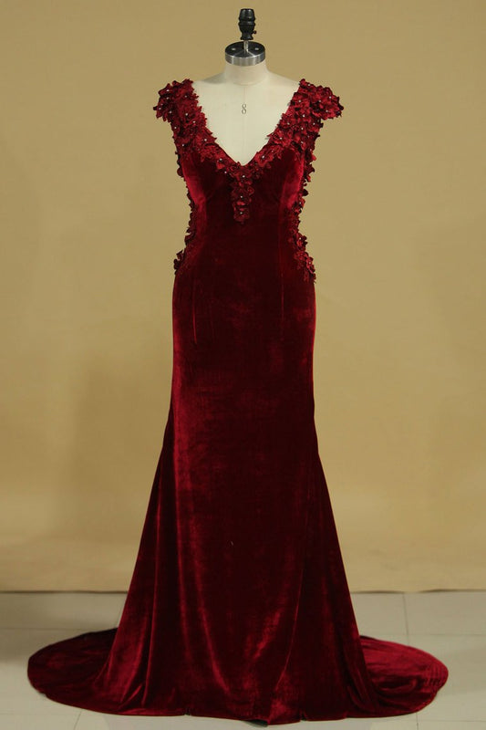 V Neck Mermaid Prom Dresses Velvet With Handmade Flowers