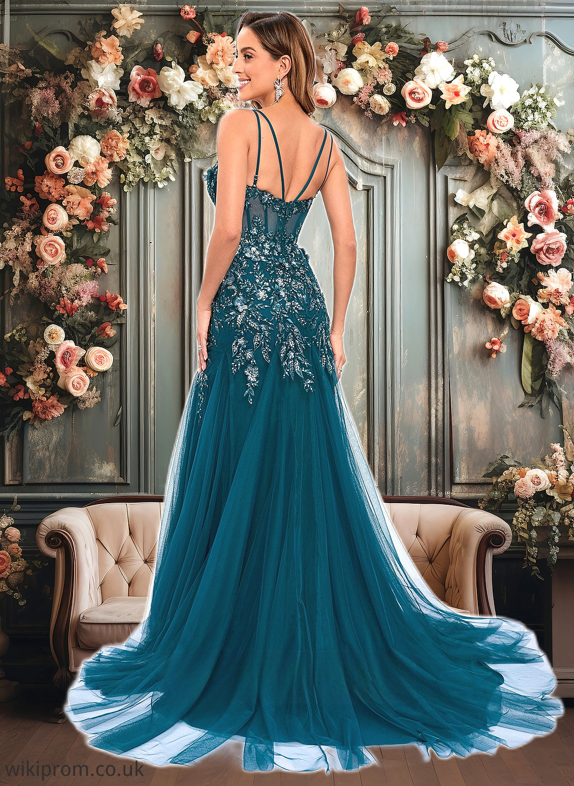 Abigayle Trumpet/Mermaid V-Neck Sweep Train Tulle Prom Dresses With Sequins Appliques Lace SWKP0025853