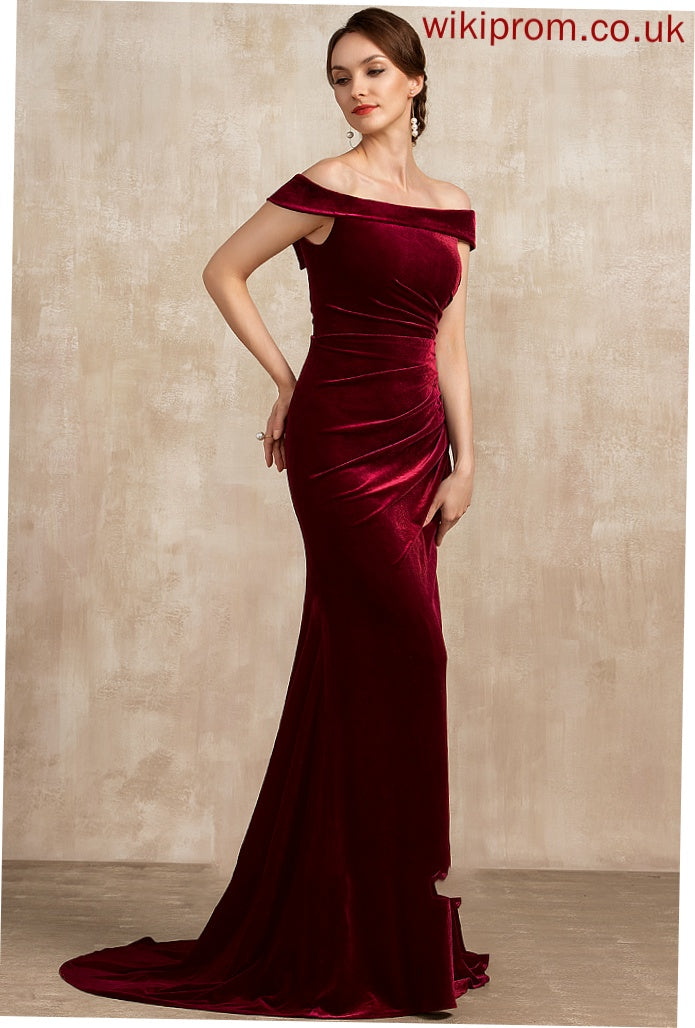 Velvet of Mother of the Bride Dresses Dress Bride Train Ruffle Autumn Sweep the Off-the-Shoulder With Mother Trumpet/Mermaid