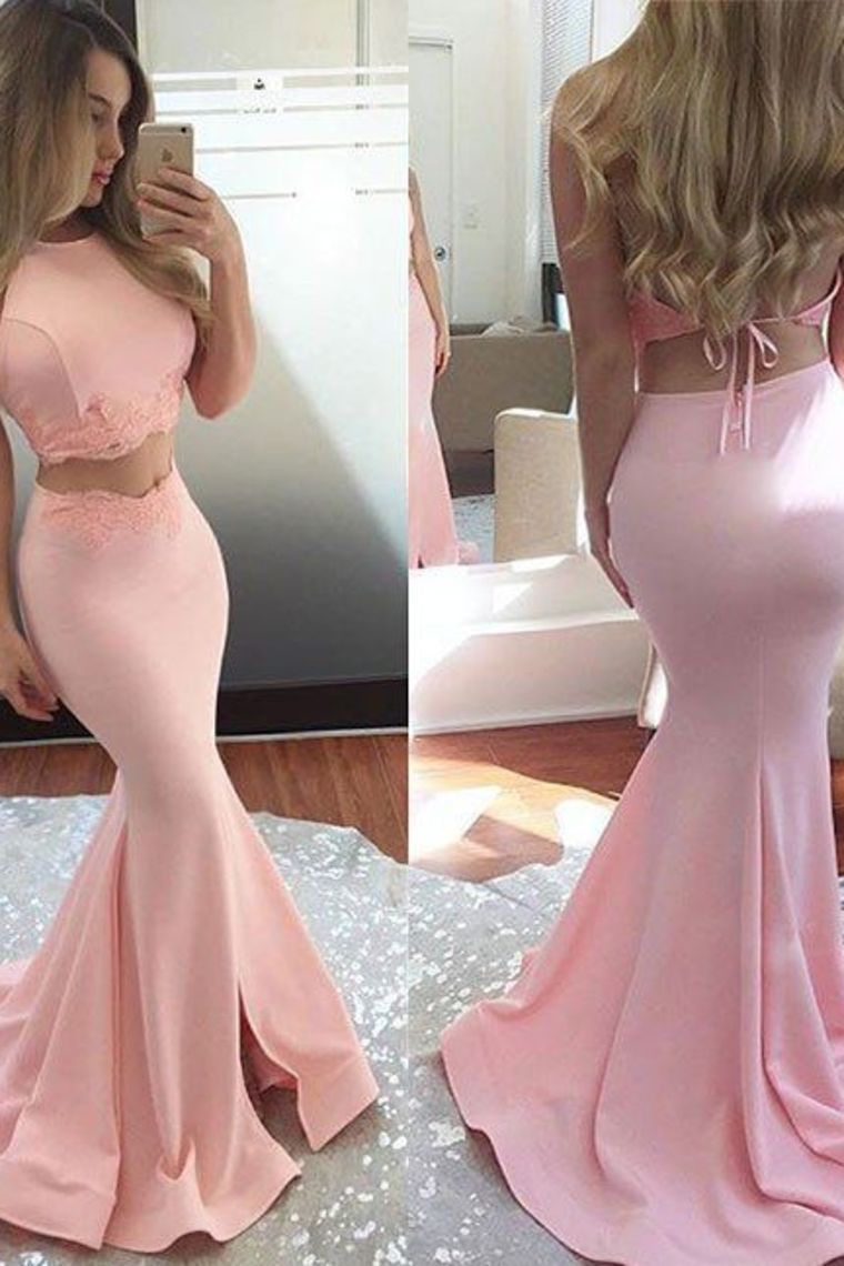 Sexy Prom Dresses Mermaid Halter Zipper Up Open Back With Appliques Two Pieces