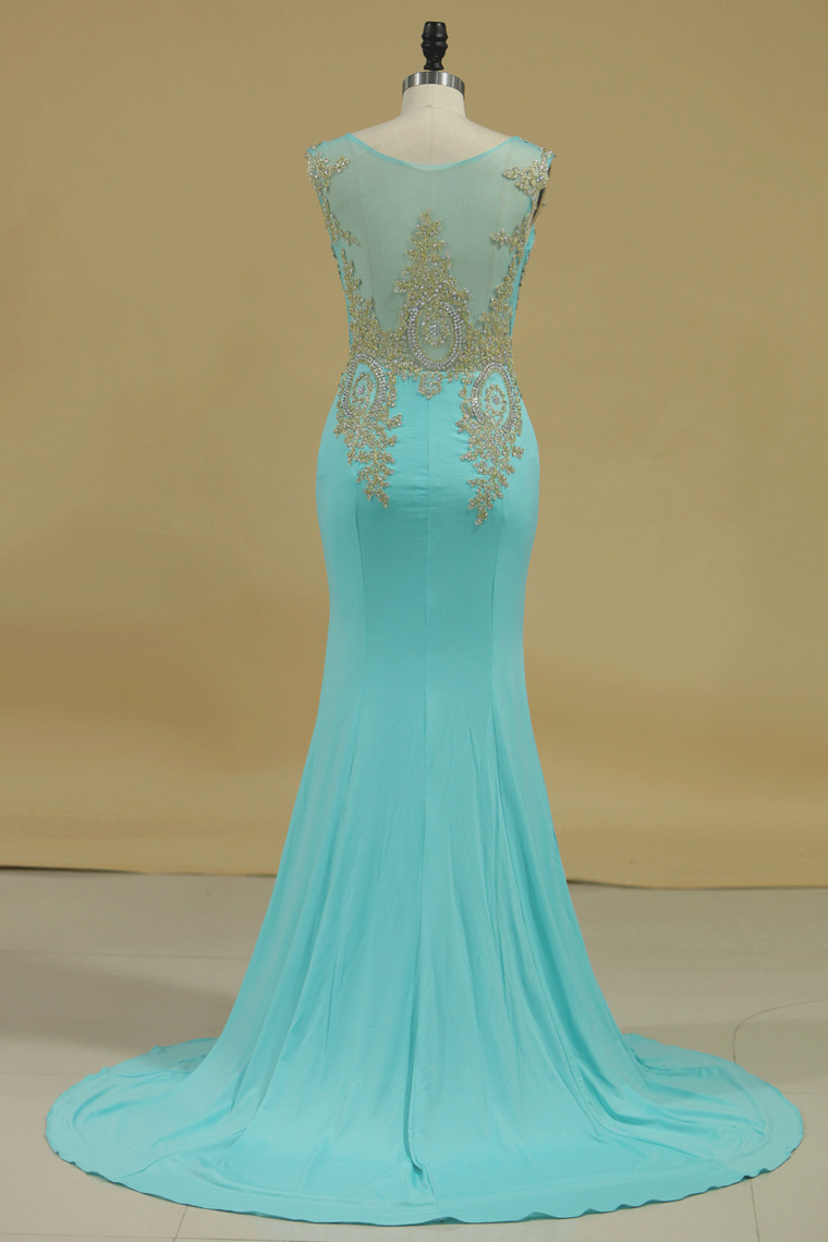 Spandex Scoop Mermaid Prom Dresses With Applique Sleeveless Sweep Train