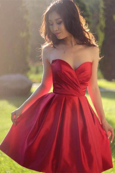 Sweetheart Simple Pleated Red Strapless Satin Party Dresses Short Homecoming Dresses WK915