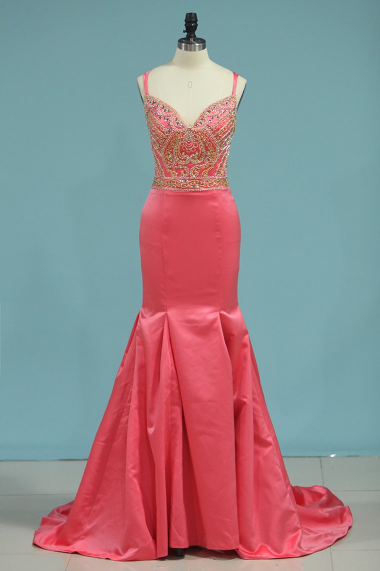 Mermaid Spaghetti Straps Prom Dresses Satin With Beading