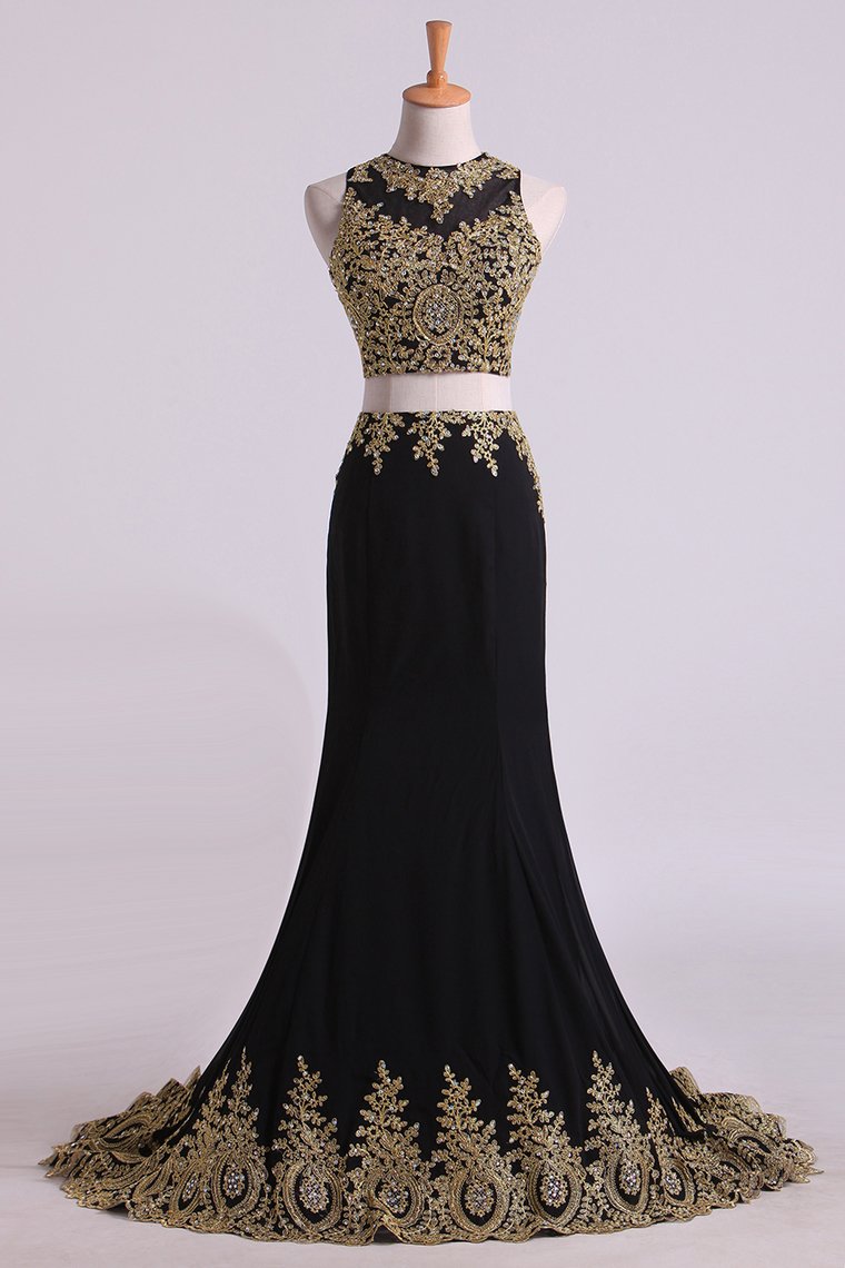 Hot Mermaid Two-Piece Prom Dresses Scoop Sweep/Brush Spandex With Gold Applique