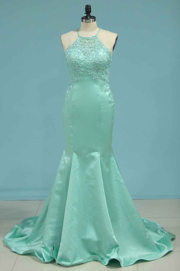 New Arrival Open Back Prom Dresses Mermaid Satin With Beads And Applique