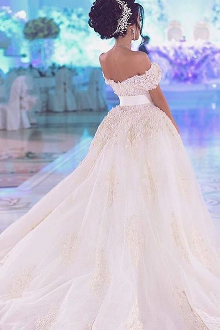 Off The Shoulder Wedding Dresses Sheath Tulle With Applique And Beads