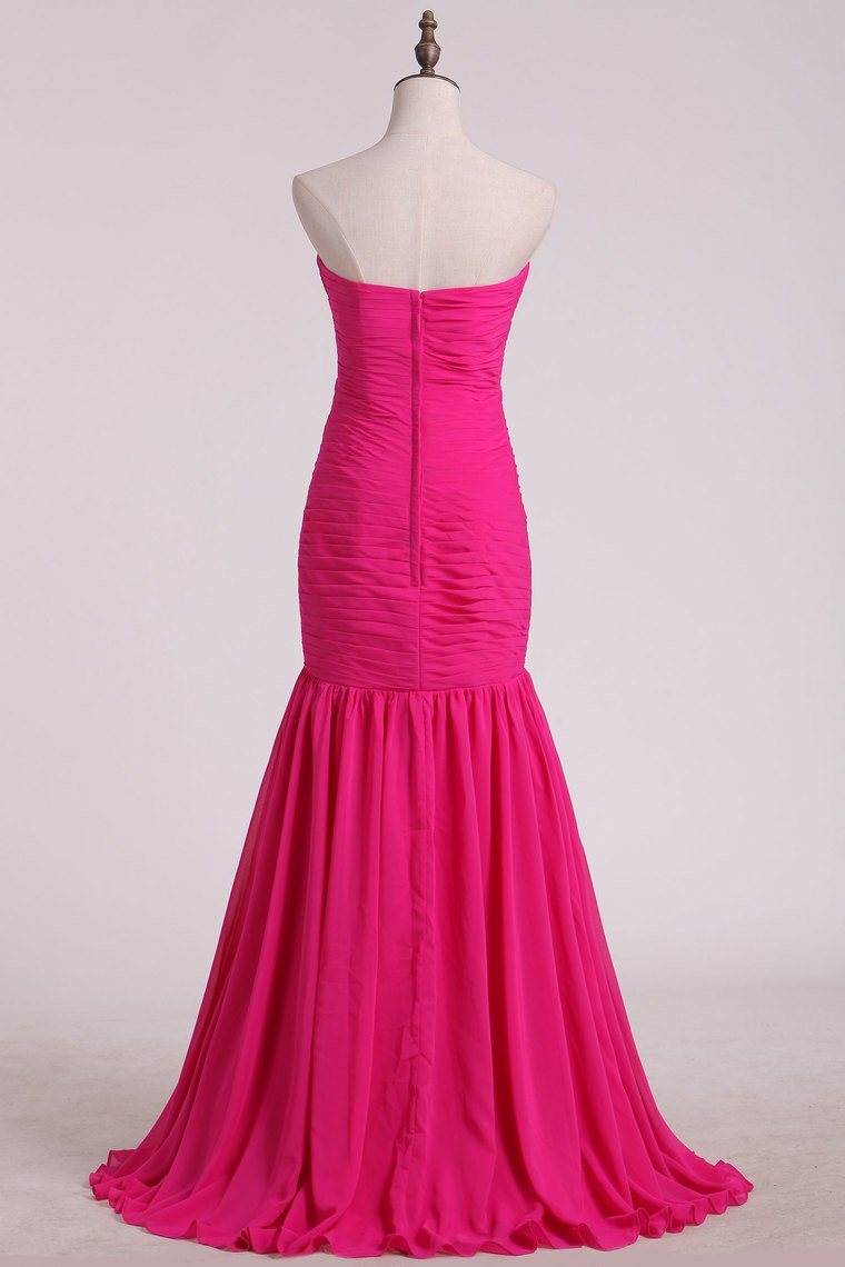 Fuchsia Sweetheart Ruched Bodice Bridesmaid Dresses Mermaid/Trumpet Chiffon Floor Length