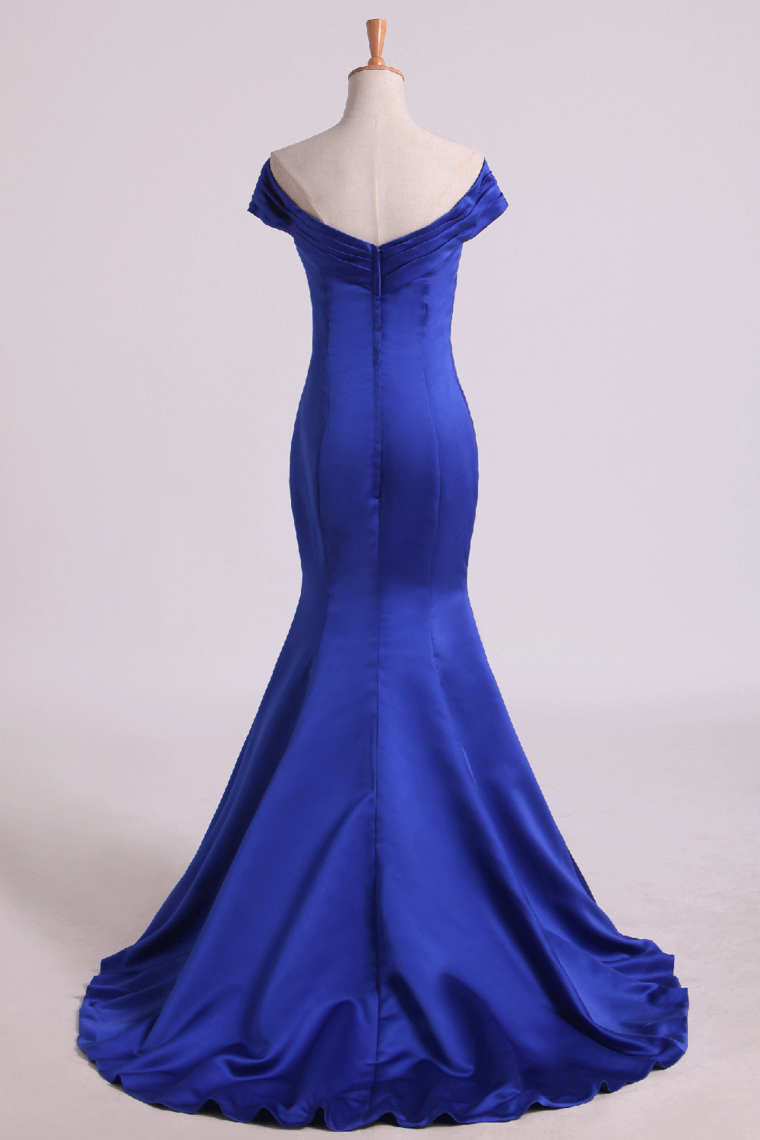 Prom Dresses Off The Shoulder Satin Mermaid Dark Royal Blue Sweep Train