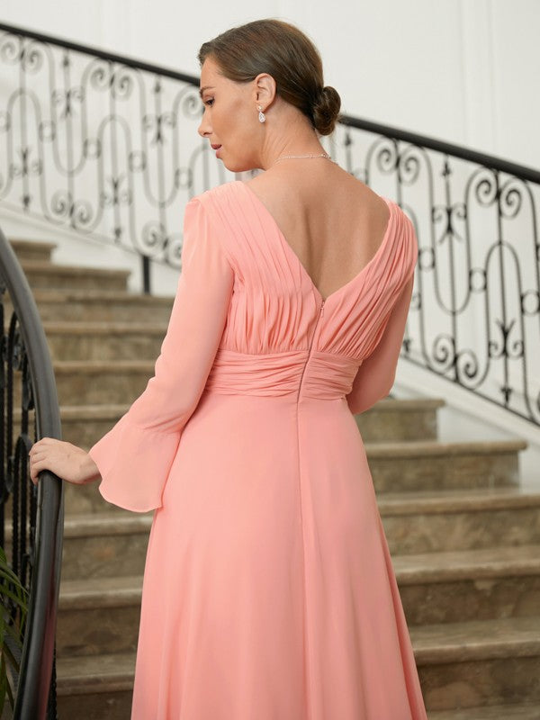 Paisley A-Line/Princess Chiffon Ruched V-neck Long Sleeves Sweep/Brush Train Mother of the Bride Dresses SWKP0020305